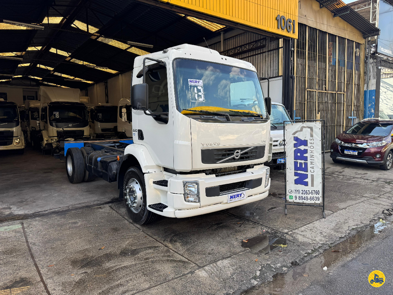 CAMINHAO VOLVO VOLVO VM 220 Chassis Cavalo 4x2 Nery Caminhões N.C.V. SAO PAULO SÃO PAULO SP